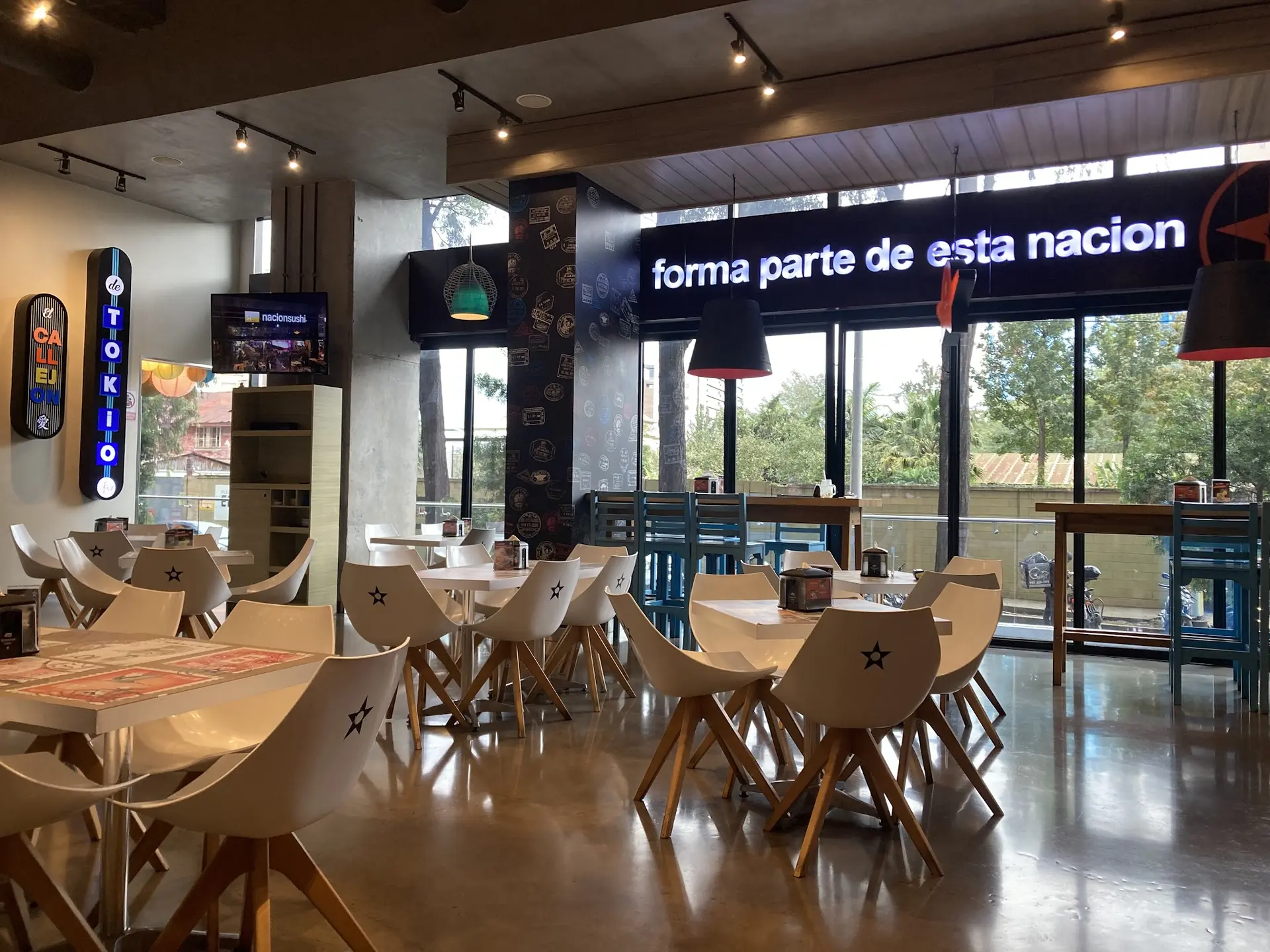 Nación Sushi Forum Zona Viva